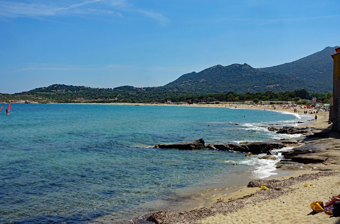 Algajola Hotelstrand