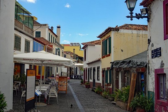 Altstadtstraße in Funchal