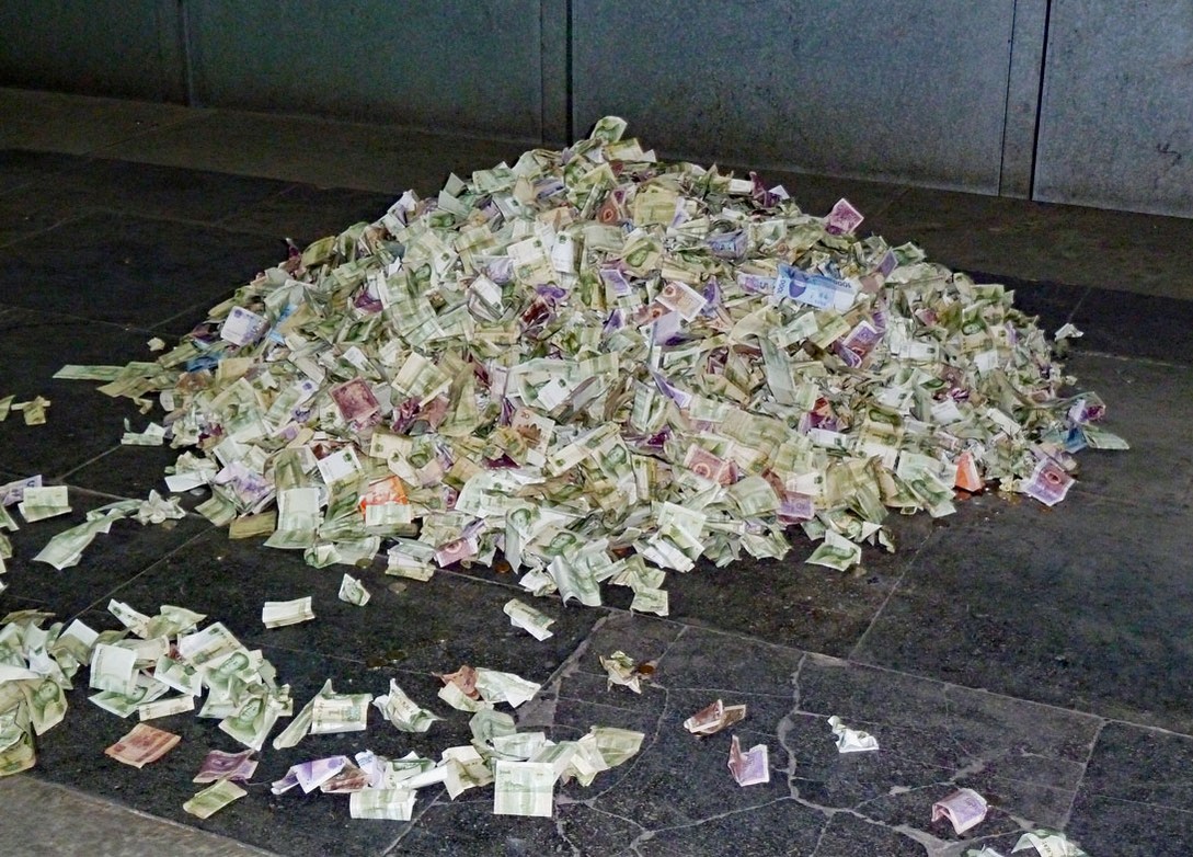 Geldscheine in der Ming Gruft