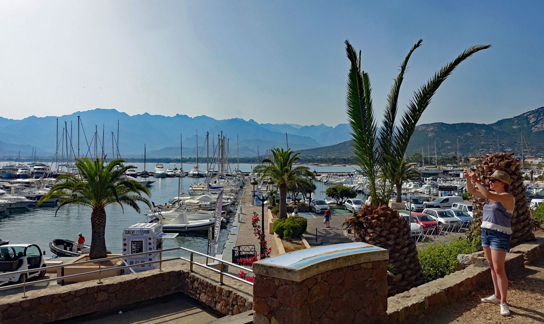 Hafen von Calvi