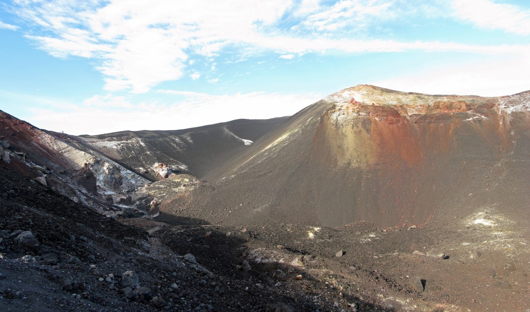 Cerro Negro Farbige Gesteinsschichten im Cerro Negro