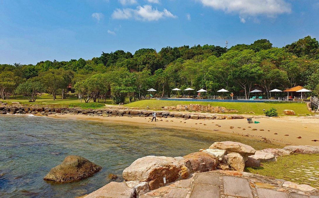 Strandbucht vor dem zweiten Pool und dem Gio Restaurant