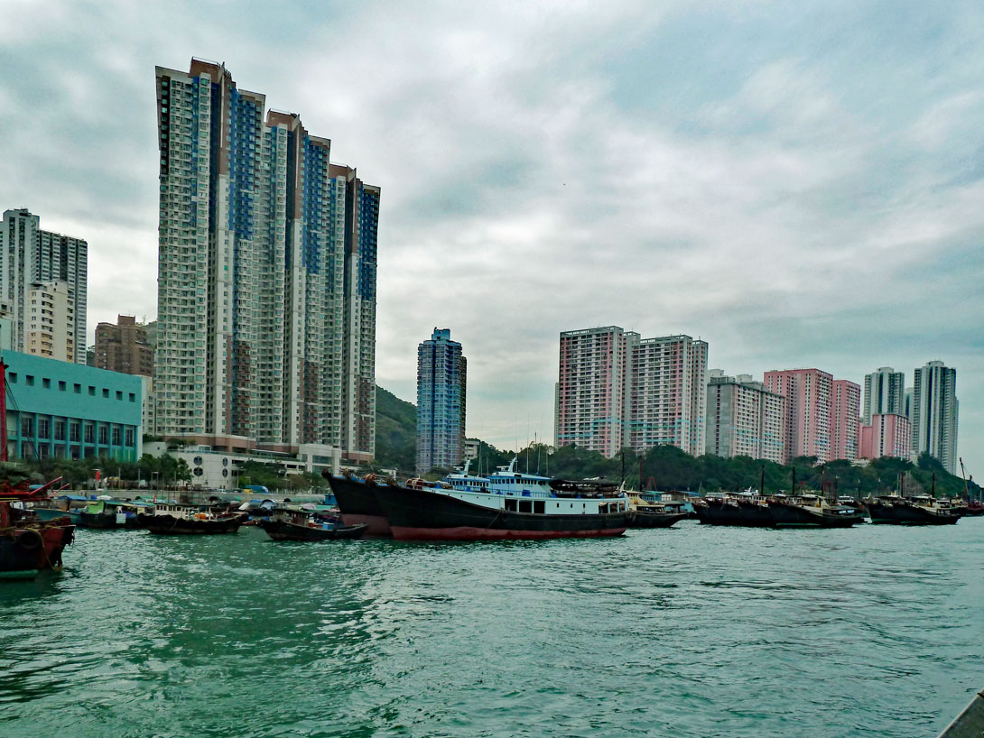 Wohnblöcke am Hafen von Hongkong