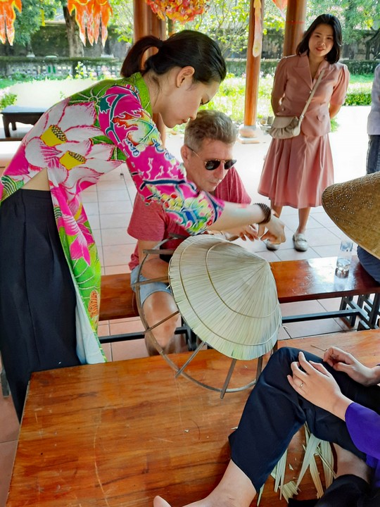 Herstellung des Strohhutes