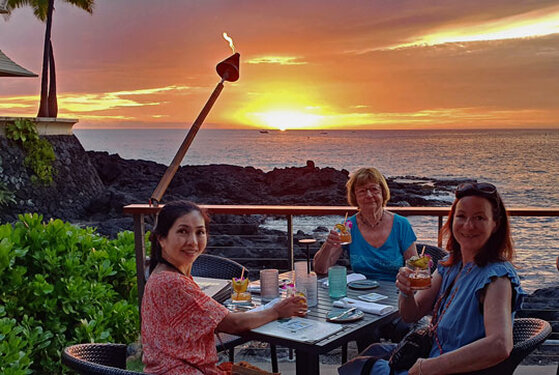 Sonnenuntergang bei Huggo´s in Kona
