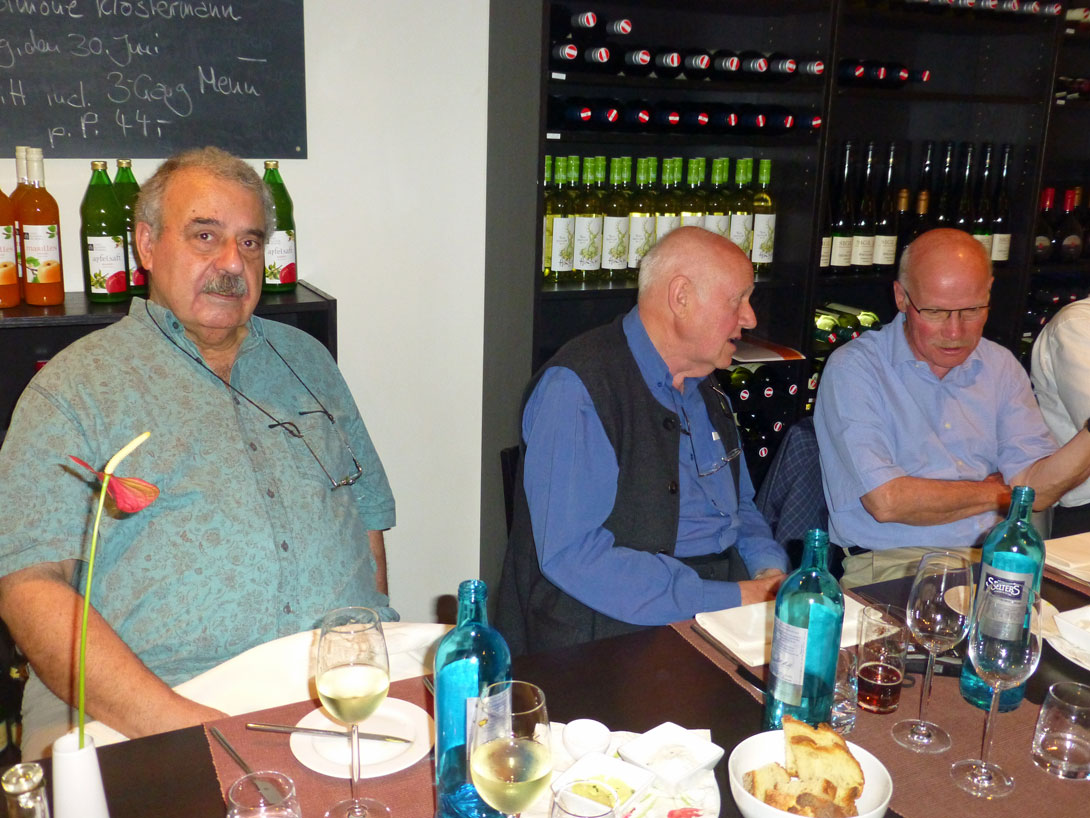 Klassentreffen OIb 2013-07 Michael Peter mit Peter Wunderlich und Axel Jens und