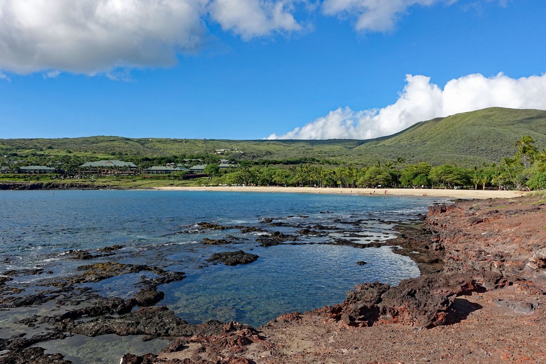 Tide-Pool am Hulupoe Beach auf Lanai Tide-Pool am Hulupoe Beach auf Lanai