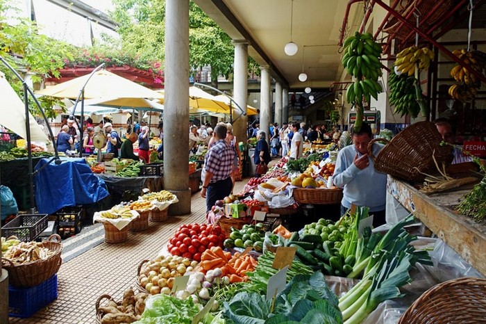Auf dem Bauernmarkt in Funchal