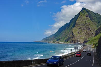 Küstenstraße nach Seixal