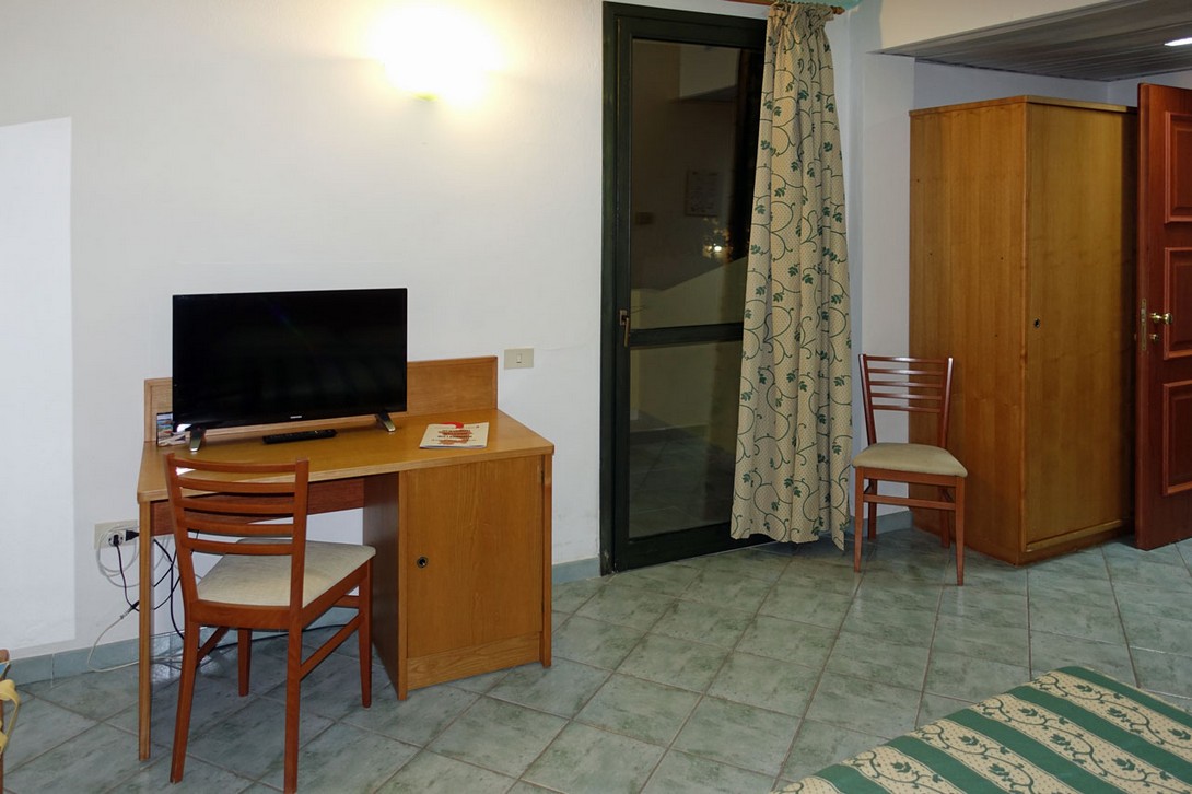 Zimmer 410 Schreibtisch Zimmer 410 im Horse Country Resort